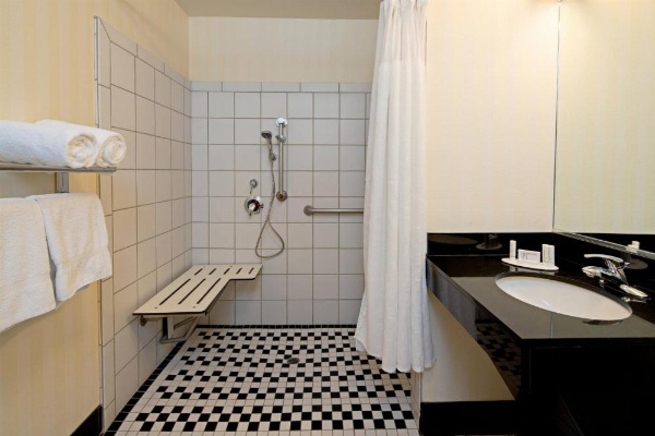 Fairfield Inn & Suites - Los Angeles West Covina image 14